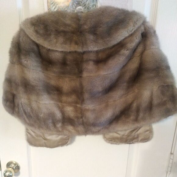 Joseph Glass Furriers Women's Stole Fur Wrap Classic Brown Rustic Shawl - Picture 7 of 16
